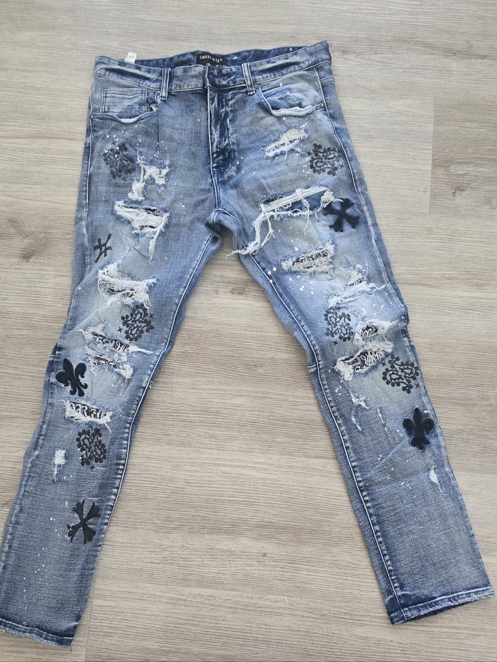 Distressed Denim Mens Fleur De Lis Skinny Jeans with Embroidery